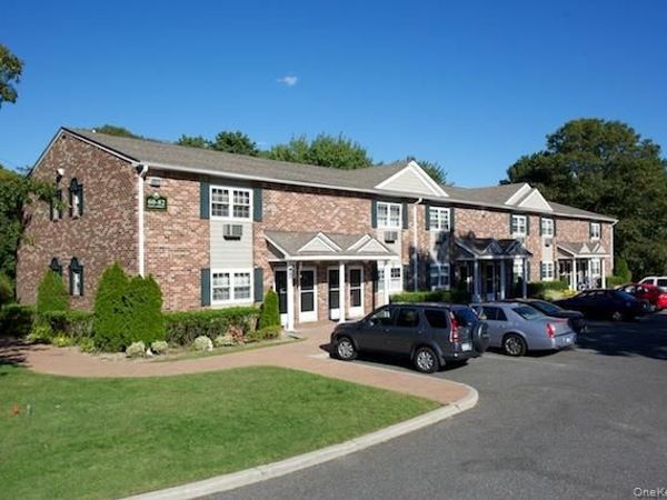 92E Easy Street , Unit 92E, Sayville, NY 11782