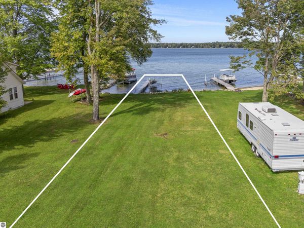 8485 Bay Point Road, Beulah, MI 49617