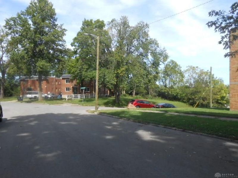 643 Rockford Avenue, Dayton, OH 45405 Photo 2
