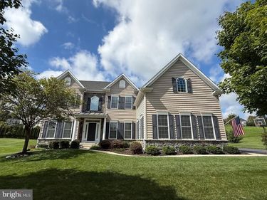 4165 THOMPSONDALE ROAD, COOPERSBURG, PA 18036