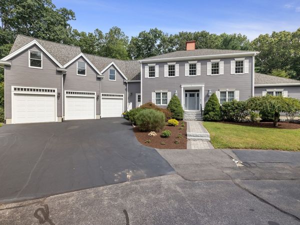 4 Pierce Way, Easton, MA 02356