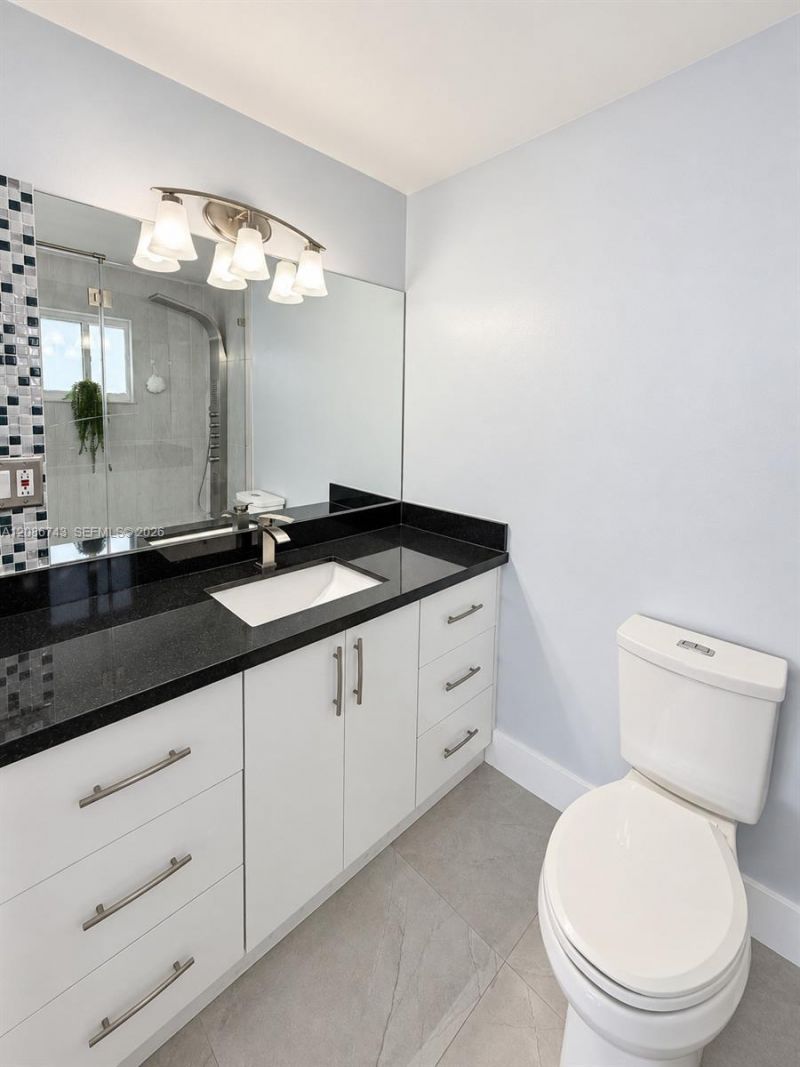 7727 W 29th Ln, Unit 202-39, Hialeah, FL 33018 Photo