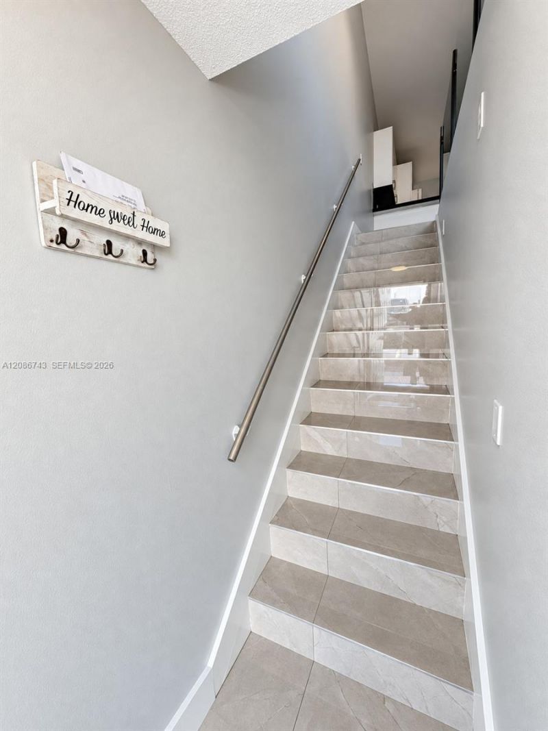 7727 W 29th Ln, Unit 202-39, Hialeah, FL 33018 Photo