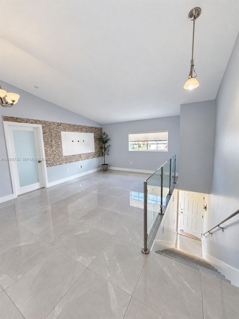 7727 W 29th Ln, Unit 202-39, Hialeah, FL 33018 Photo