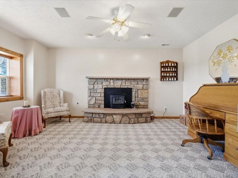 14345 Spohn Road, Fredericktown, OH 43019 Photo 4