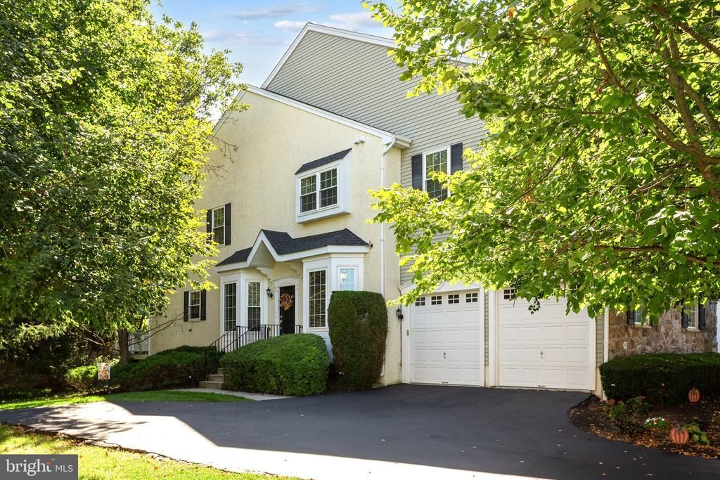 70 LONGVIEW LANE, NEWTOWN SQUARE, PA 19073