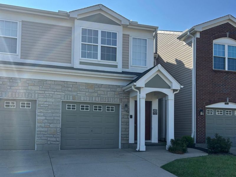 2433 Elderberry Court, Cincinnati, OH 45239 Photo 2