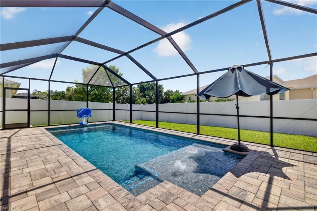 3172 Estancia Ln, Cape Coral, FL 33909 Photo