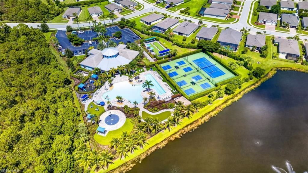 3172 Estancia Ln, Cape Coral, FL 33909 Photo