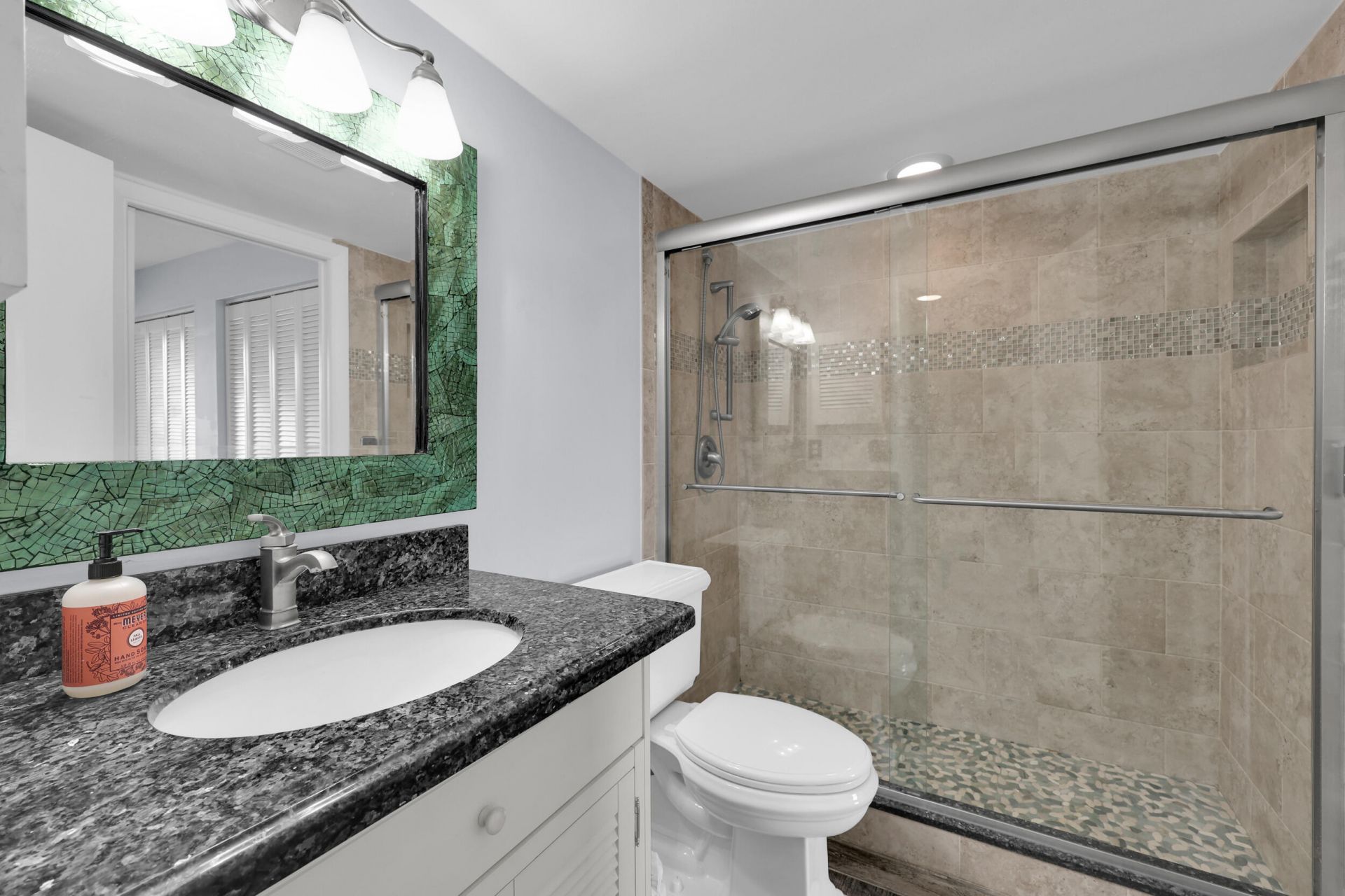 342 Southwind Drive, Unit 102, North Palm Beach, FL 33408 Photo