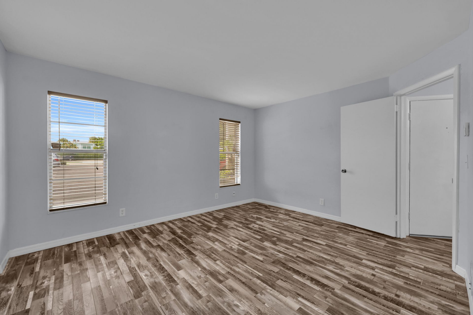 342 Southwind Drive, Unit 102, North Palm Beach, FL 33408 Photo