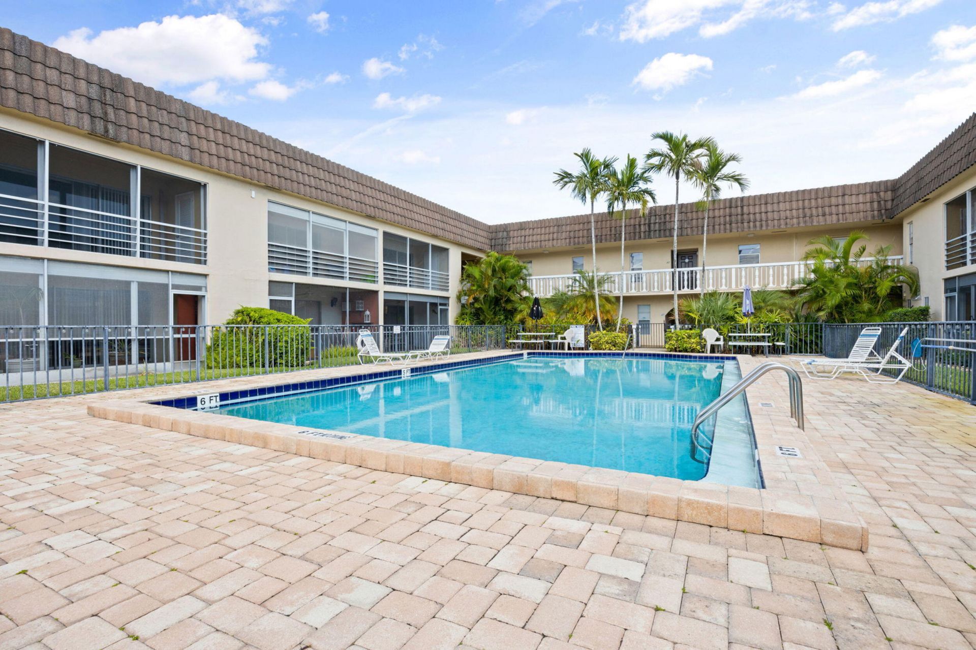 342 Southwind Drive, Unit 102, North Palm Beach, FL 33408 Photo