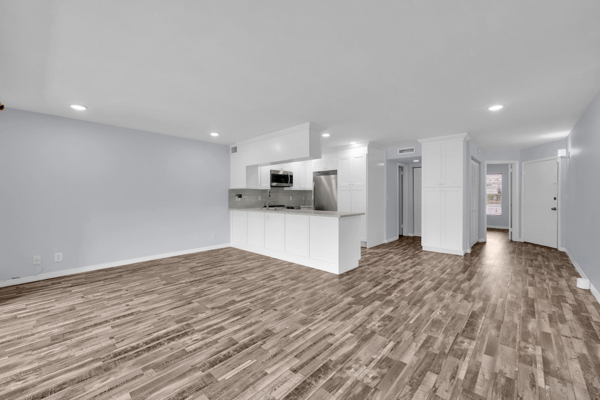342 Southwind Drive, Unit 102, North Palm Beach, FL 33408 Photo