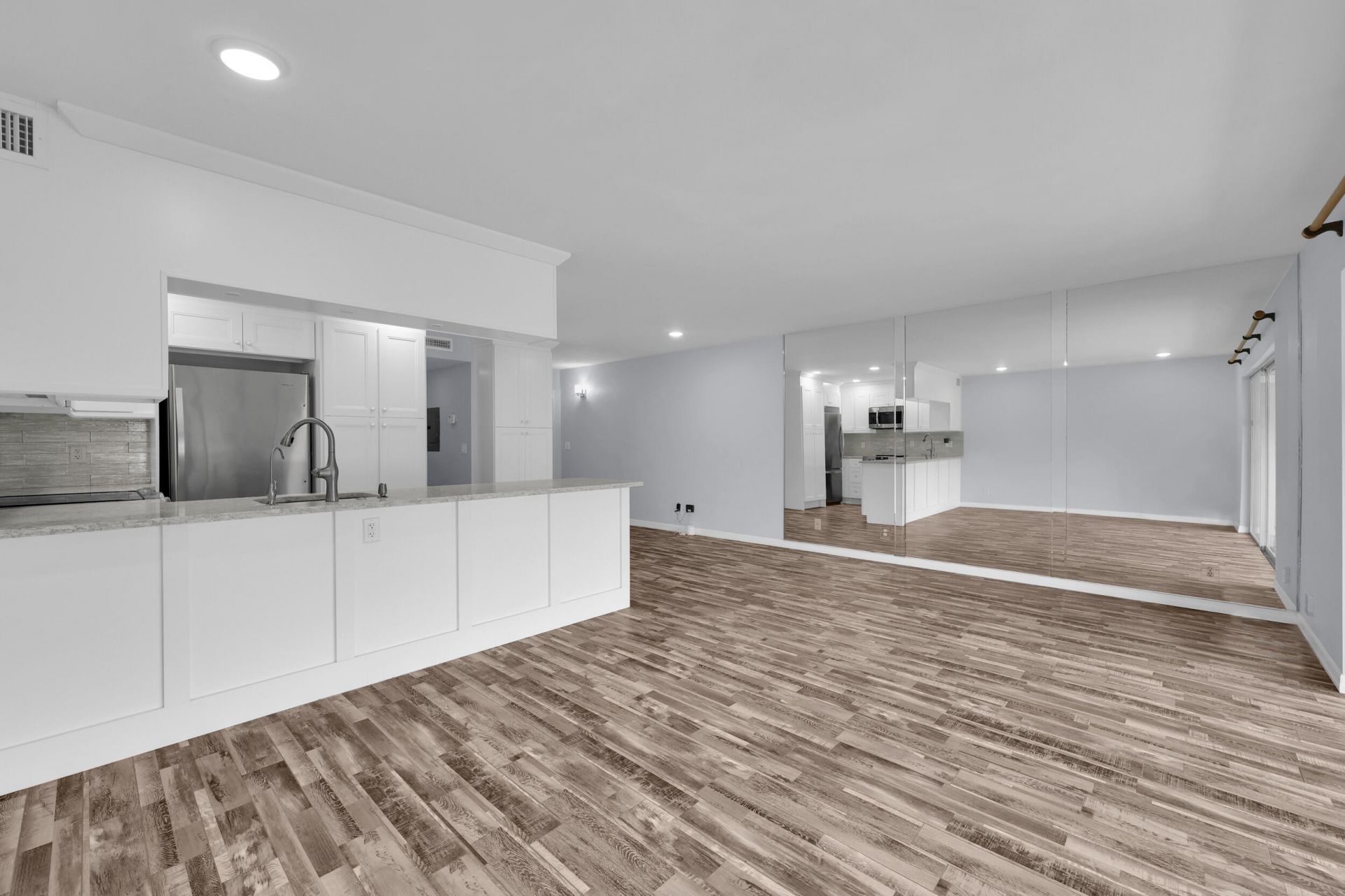 342 Southwind Drive, Unit 102, North Palm Beach, FL 33408 Photo