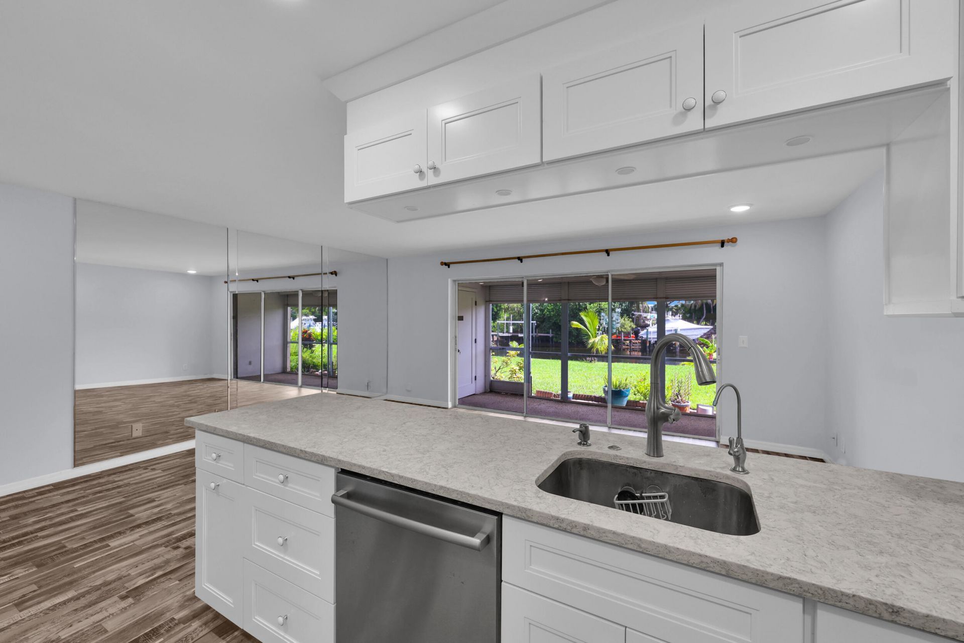 342 Southwind Drive, Unit 102, North Palm Beach, FL 33408 Photo