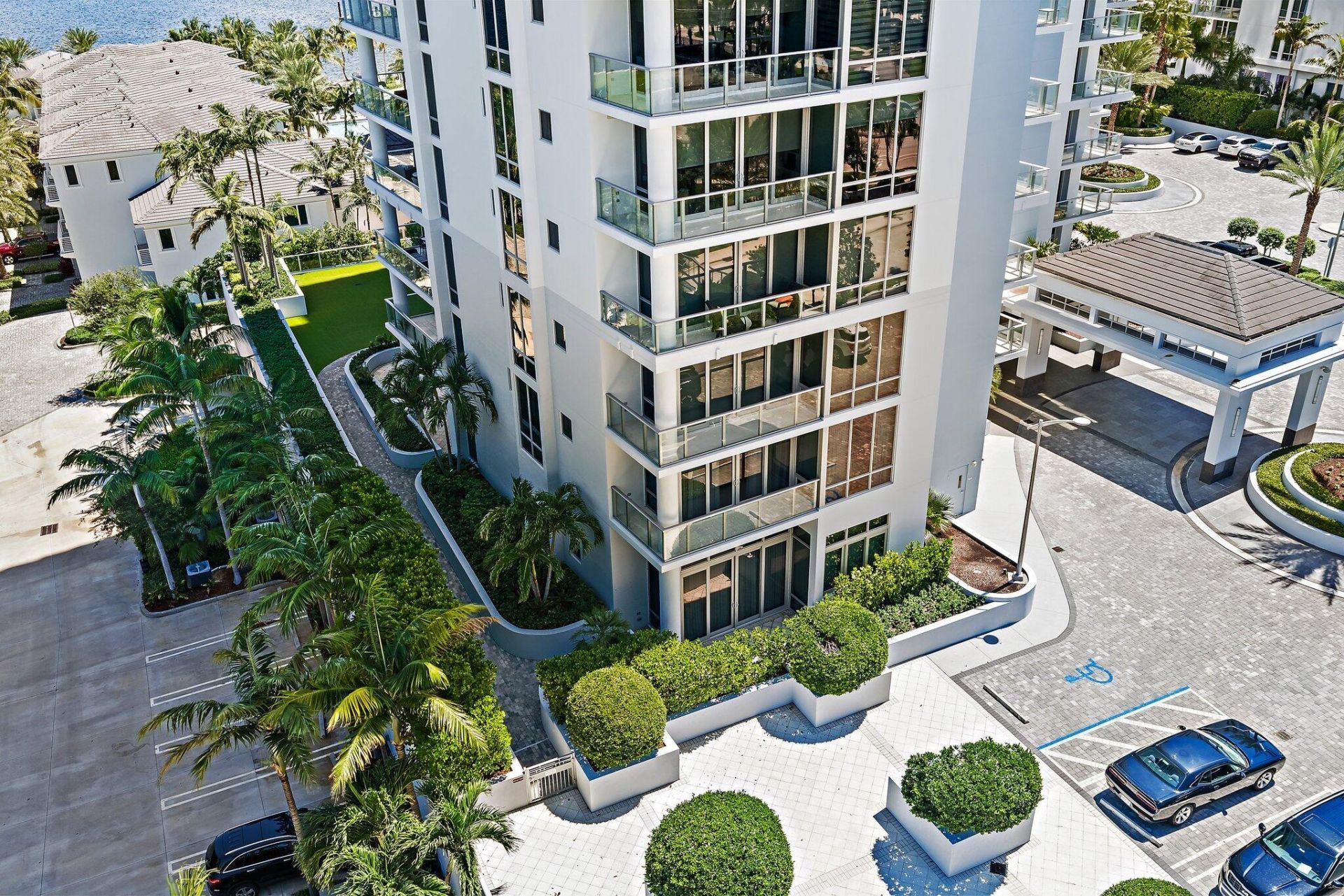 1 Water Club Way, Unit 301, North Palm Beach, FL 33408 Photo