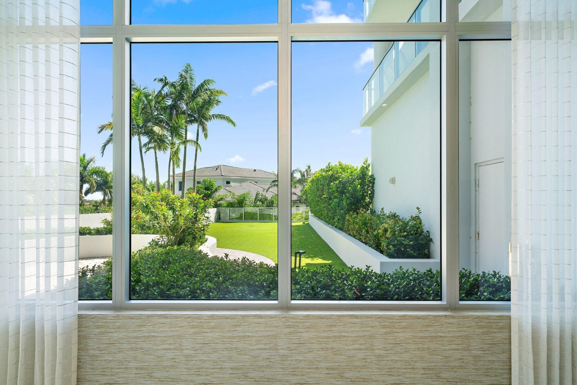 1 Water Club Way, Unit 301, North Palm Beach, FL 33408 Photo