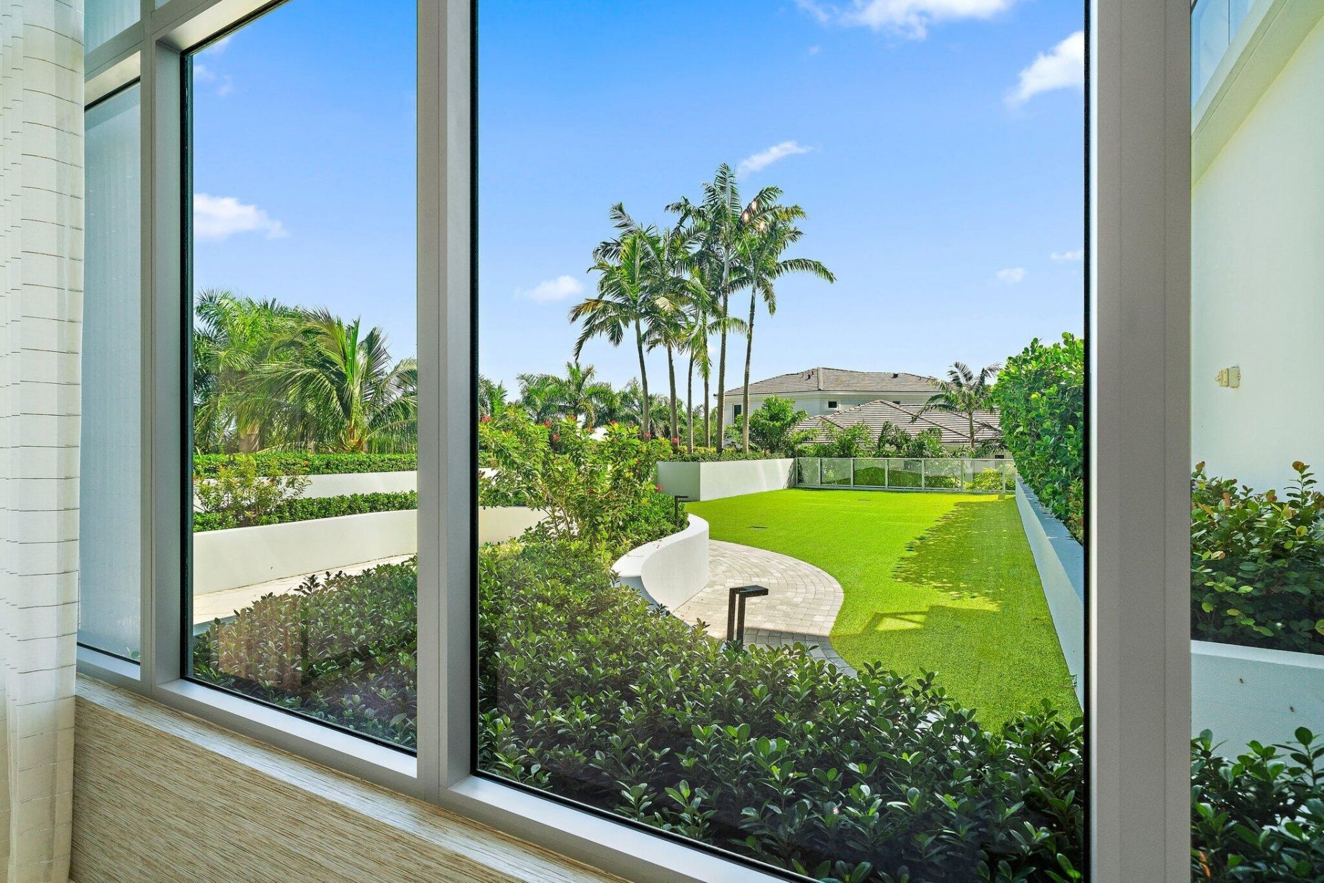 1 Water Club Way, Unit 301, North Palm Beach, FL 33408 Photo