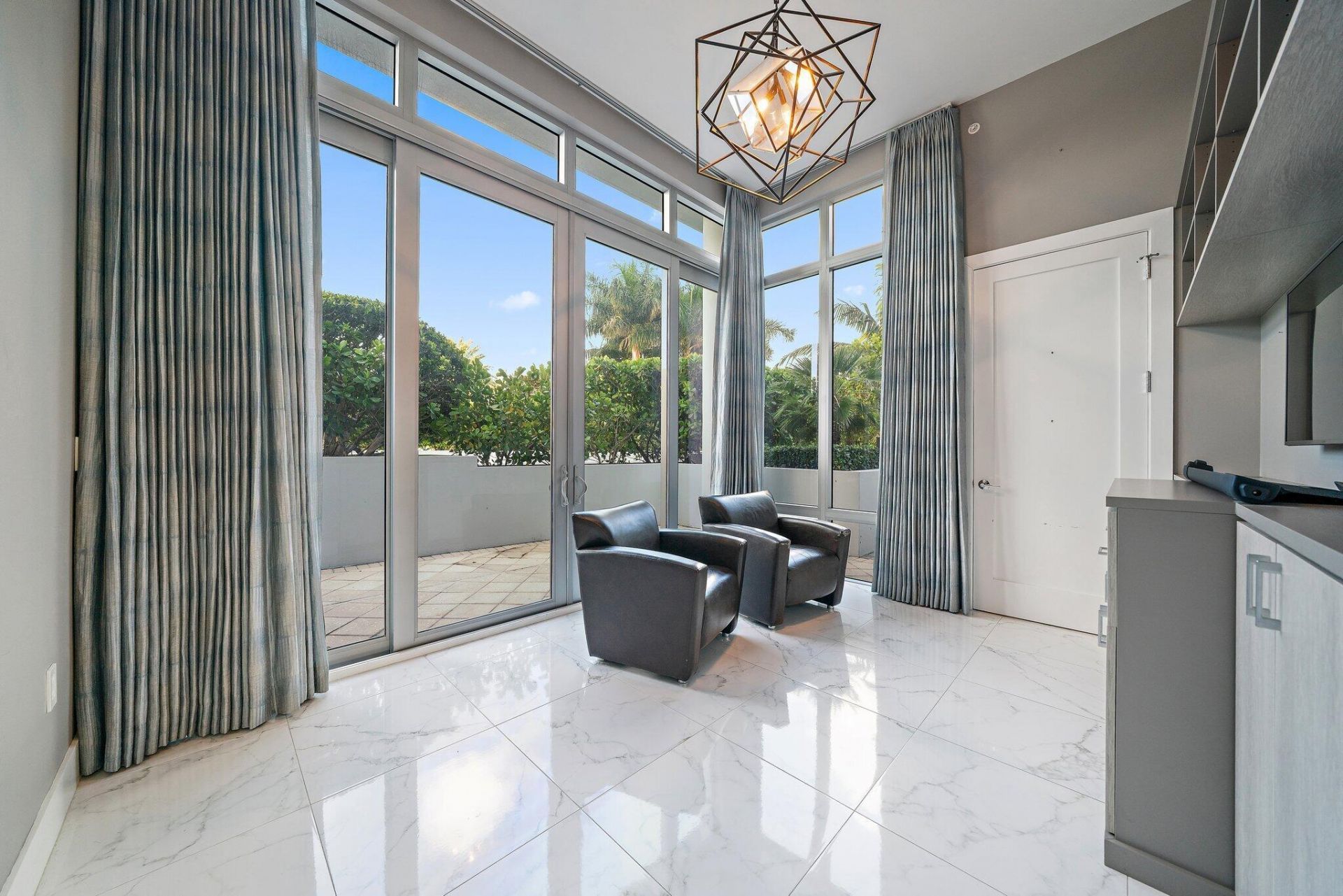 1 Water Club Way, Unit 301, North Palm Beach, FL 33408 Photo