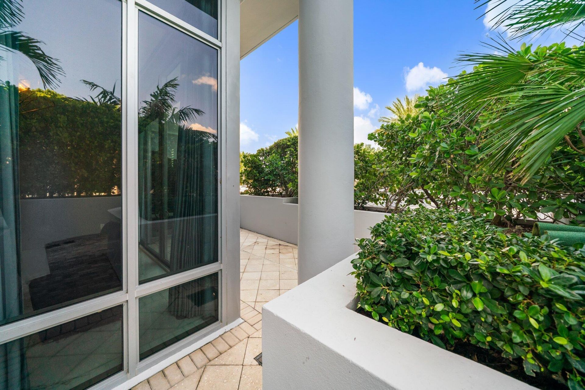 1 Water Club Way, Unit 301, North Palm Beach, FL 33408 Photo