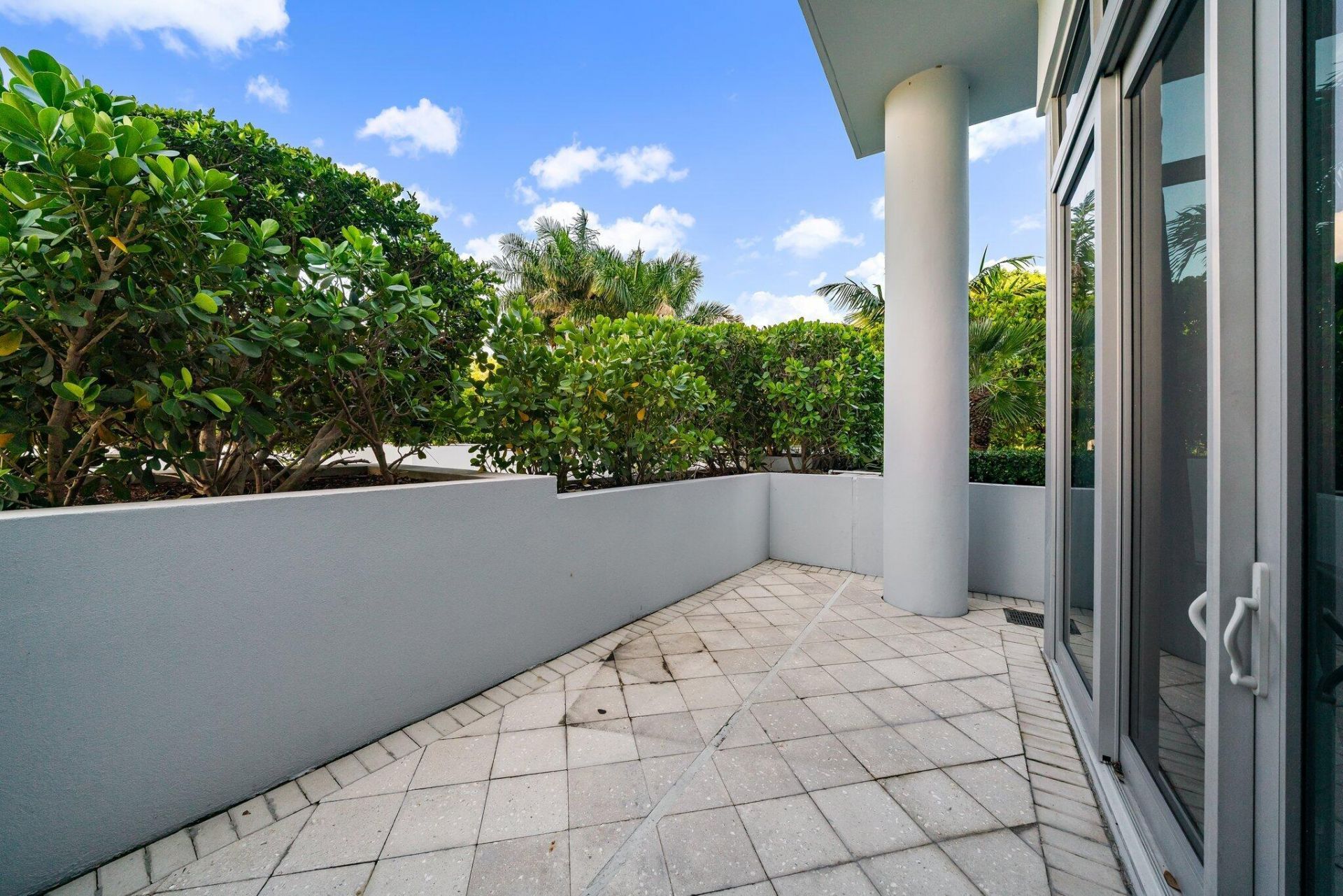 1 Water Club Way, Unit 301, North Palm Beach, FL 33408 Photo