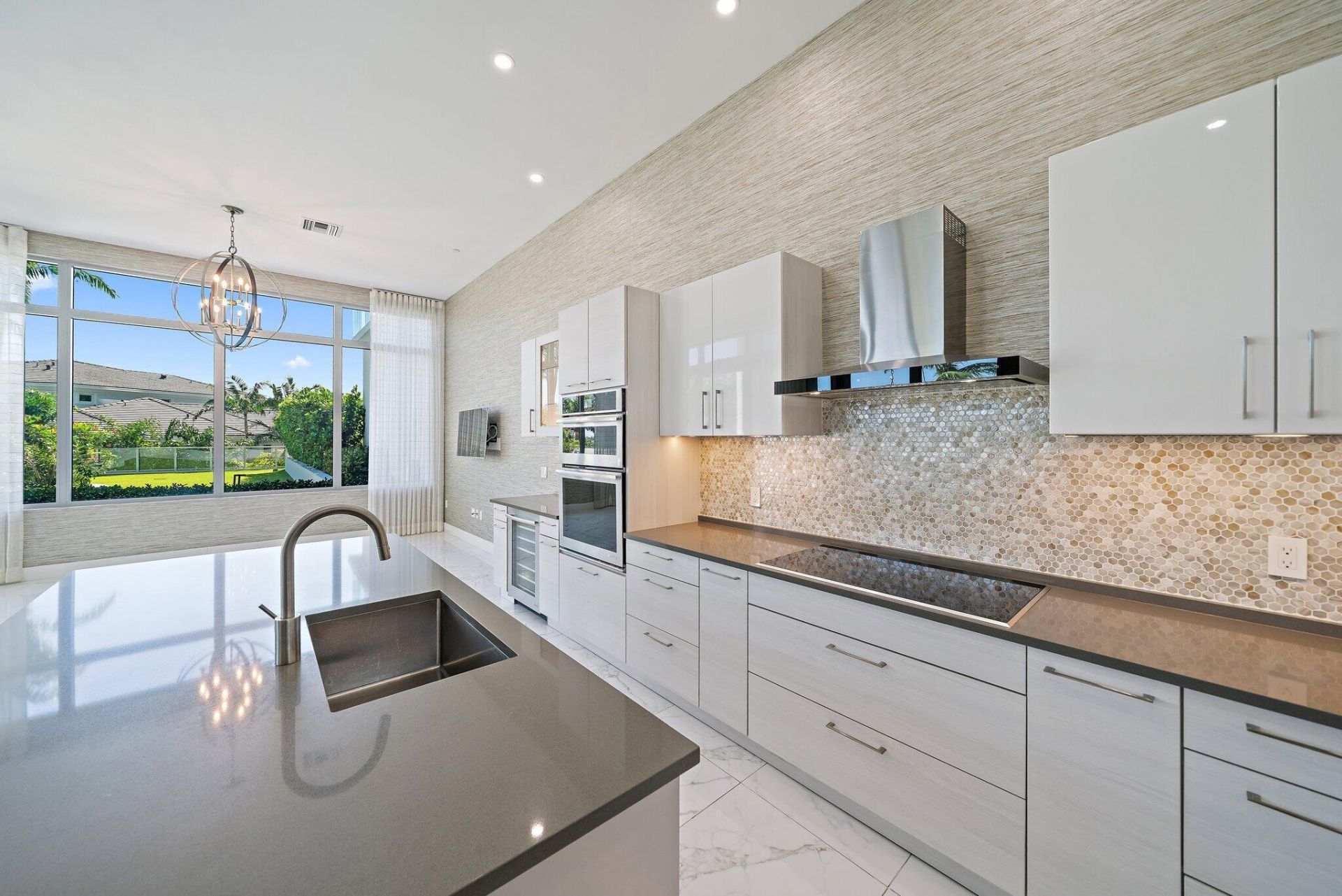 1 Water Club Way, Unit 301, North Palm Beach, FL 33408 Photo