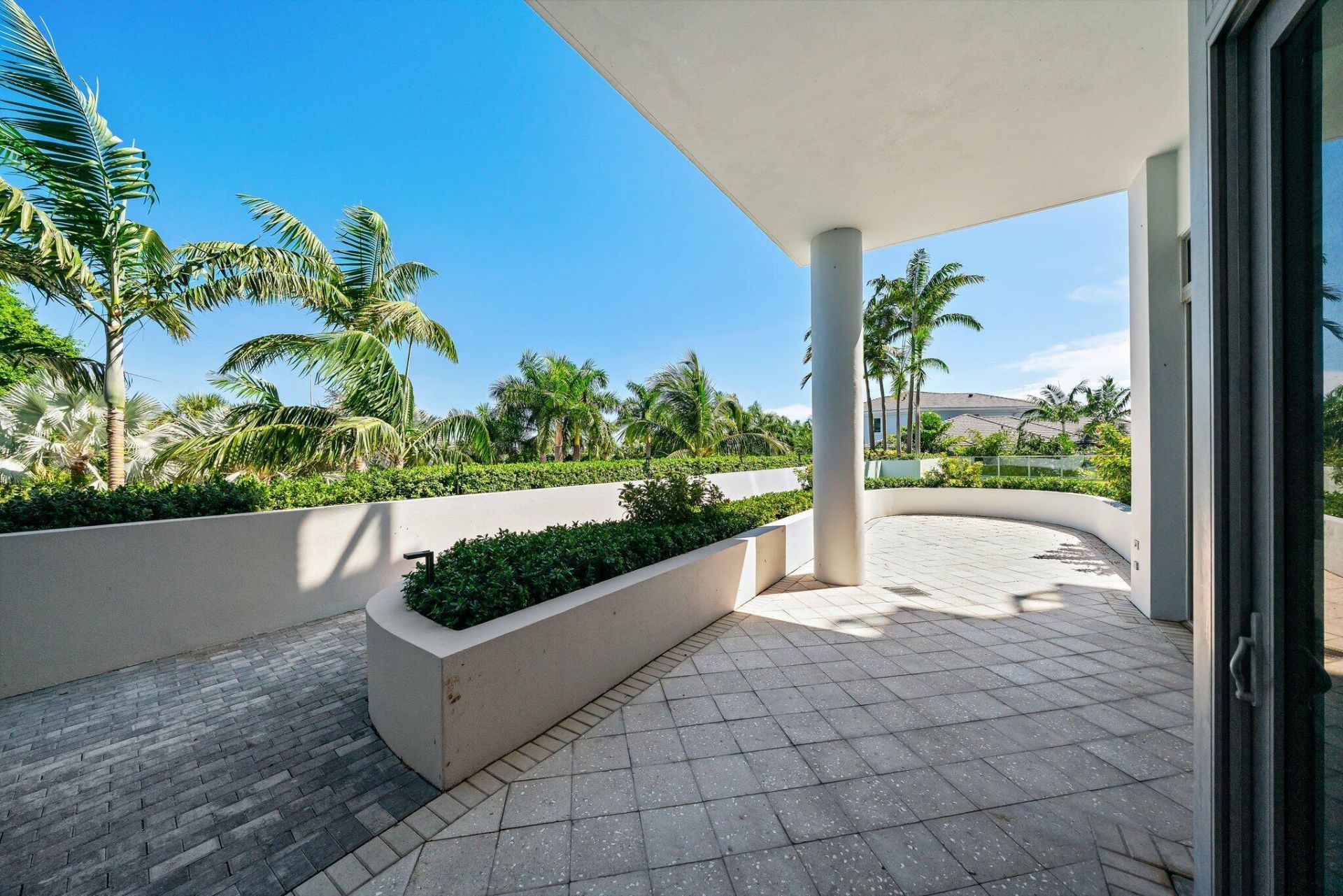 1 Water Club Way, Unit 301, North Palm Beach, FL 33408 Photo