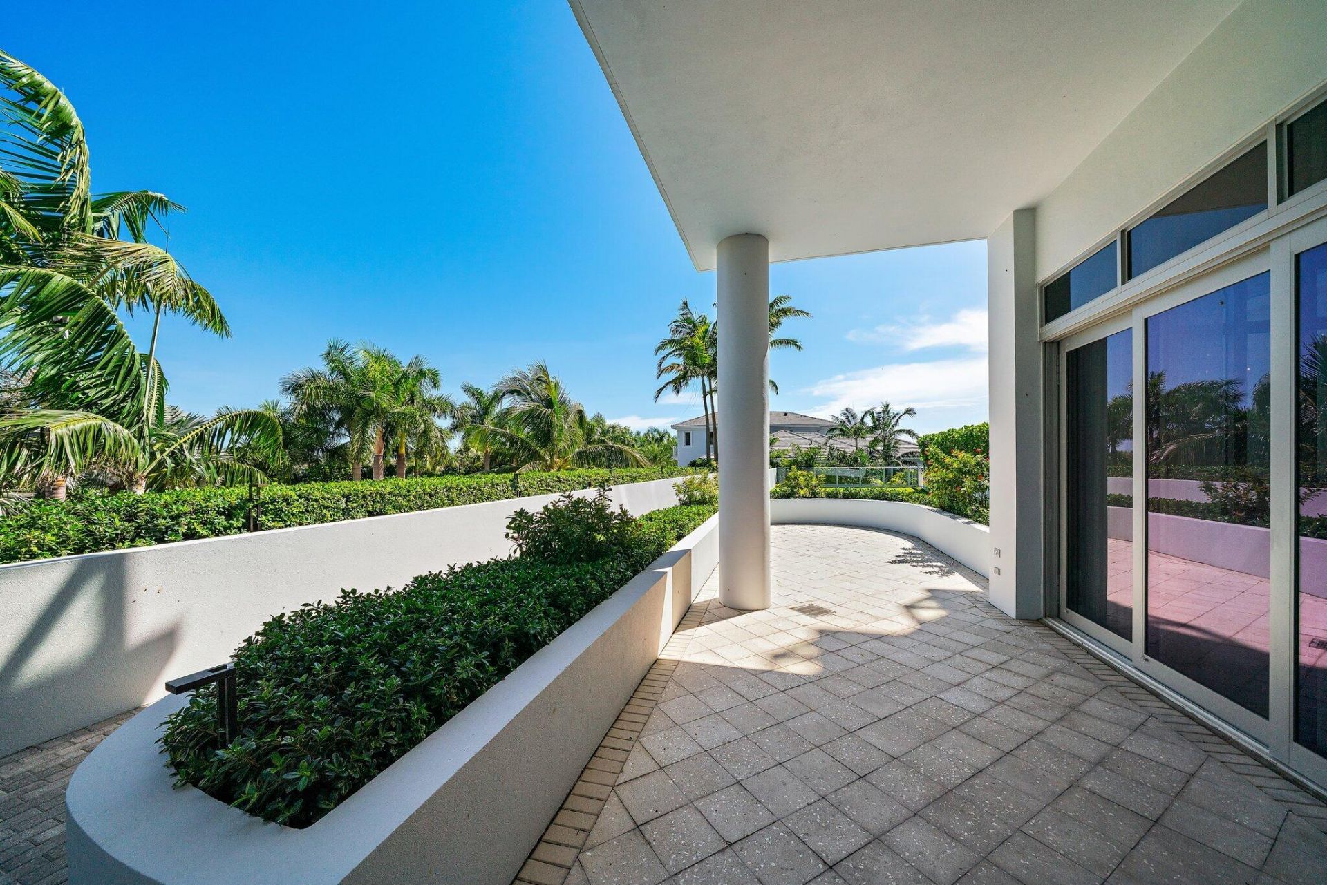 1 Water Club Way, Unit 301, North Palm Beach, FL 33408 Photo