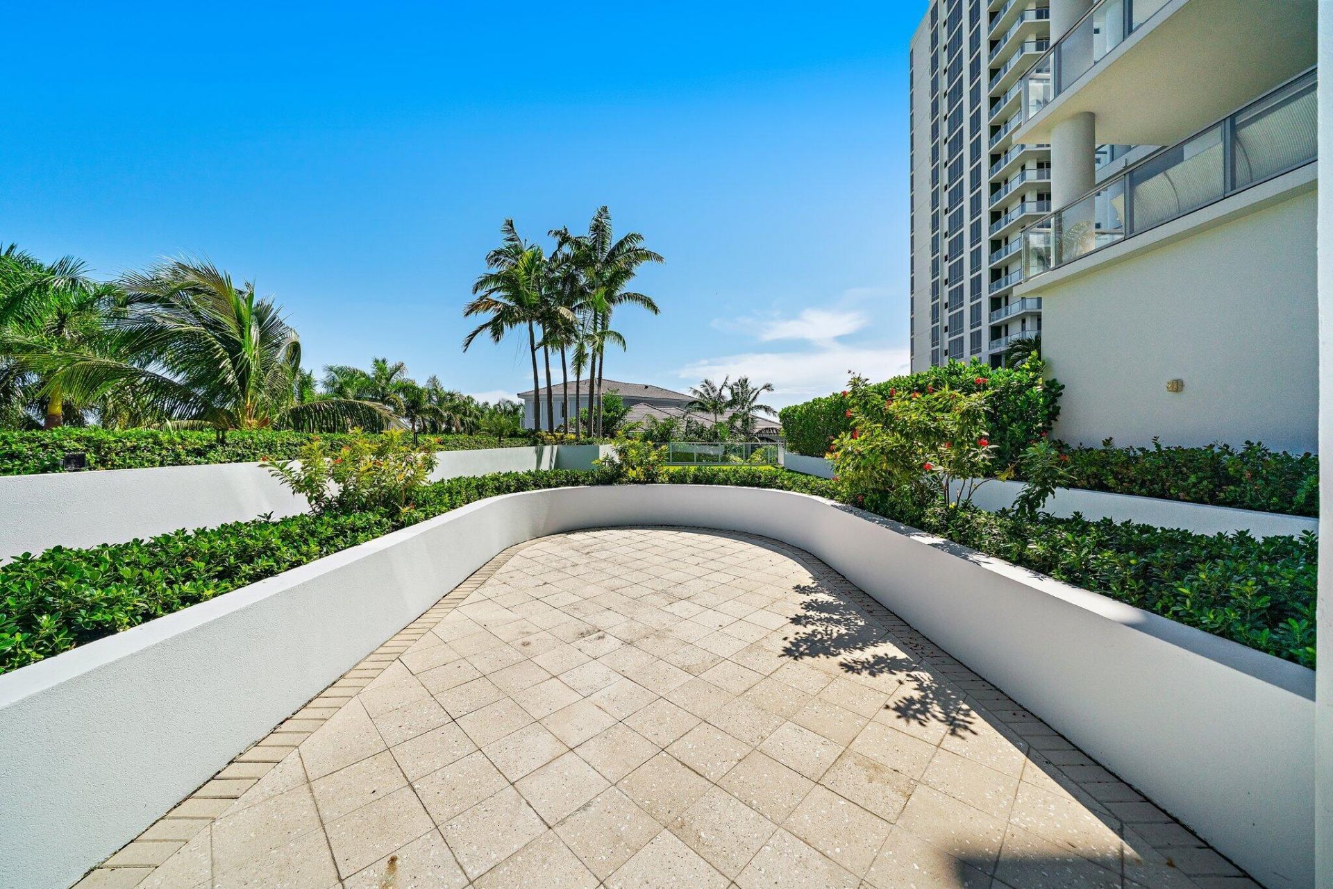 1 Water Club Way, Unit 301, North Palm Beach, FL 33408 Photo