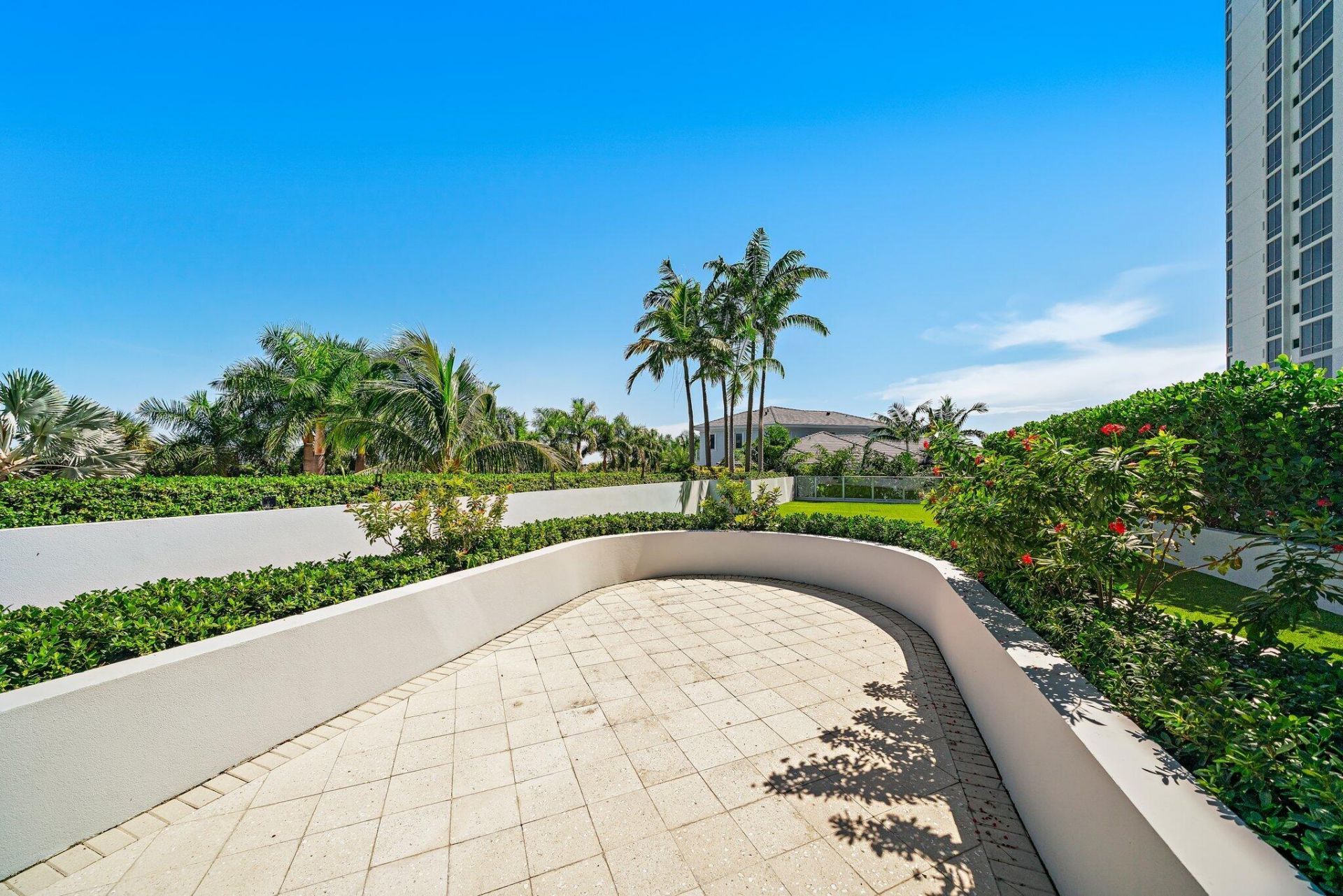1 Water Club Way, Unit 301, North Palm Beach, FL 33408 Photo