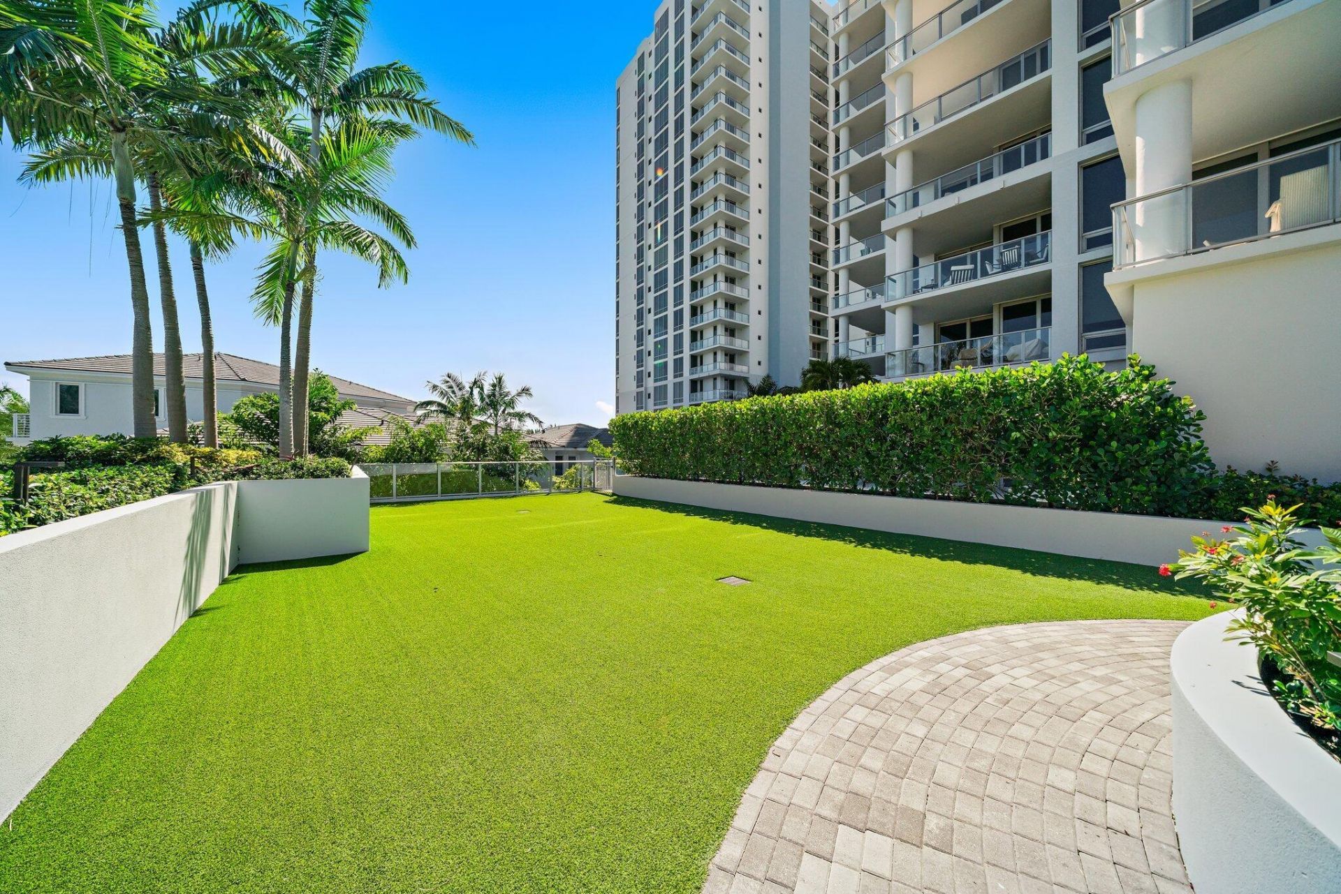 1 Water Club Way, Unit 301, North Palm Beach, FL 33408 Photo