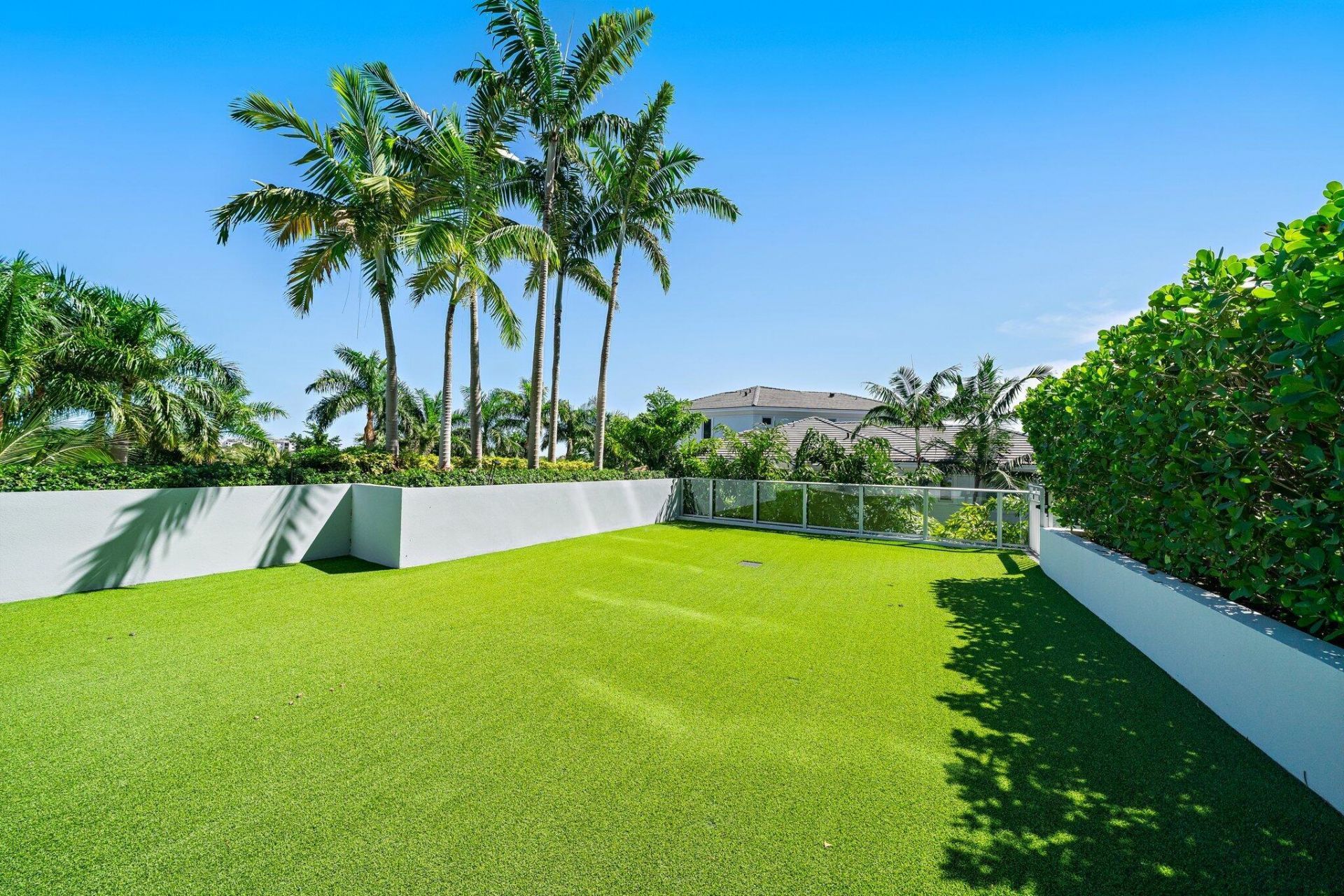 1 Water Club Way, Unit 301, North Palm Beach, FL 33408 Photo