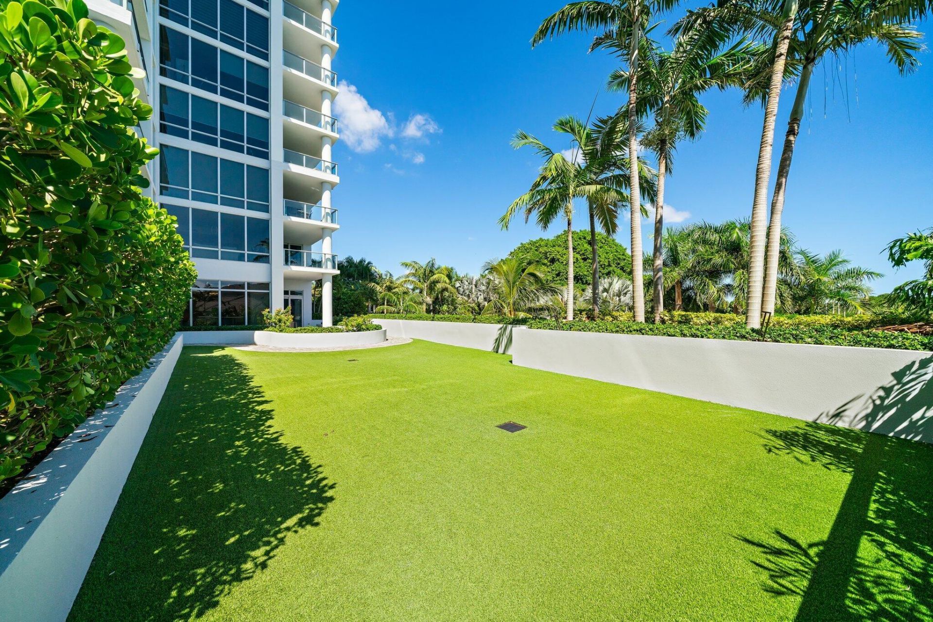 1 Water Club Way, Unit 301, North Palm Beach, FL 33408 Photo