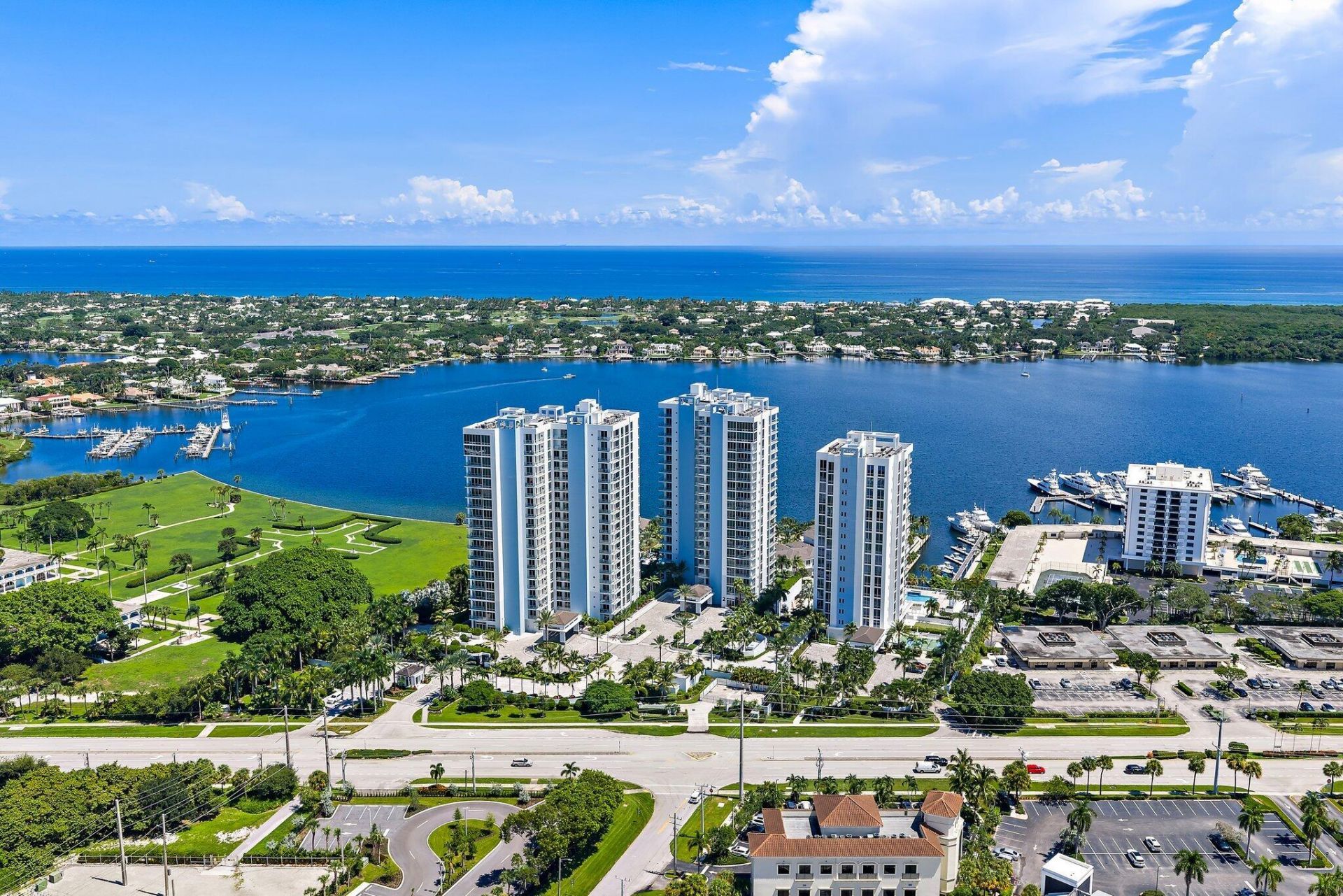1 Water Club Way, Unit 301, North Palm Beach, FL 33408 Photo