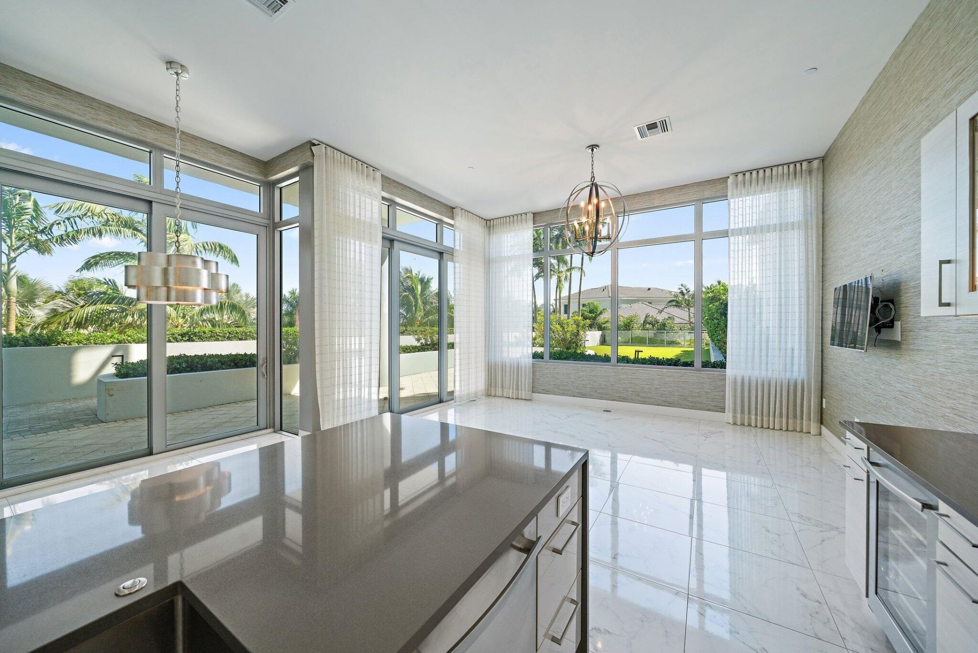 1 Water Club Way, Unit 301, North Palm Beach, FL 33408 Photo
