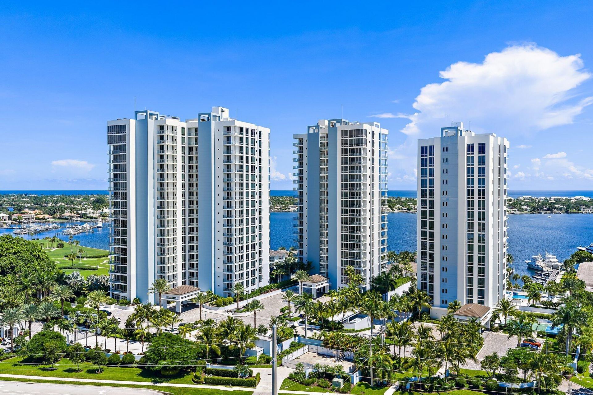 1 Water Club Way, Unit 301, North Palm Beach, FL 33408 Photo
