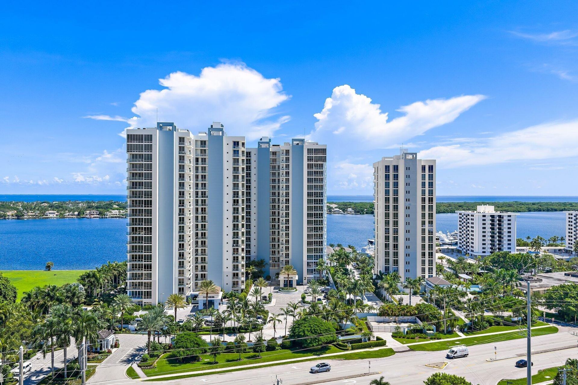 1 Water Club Way, Unit 301, North Palm Beach, FL 33408 Photo