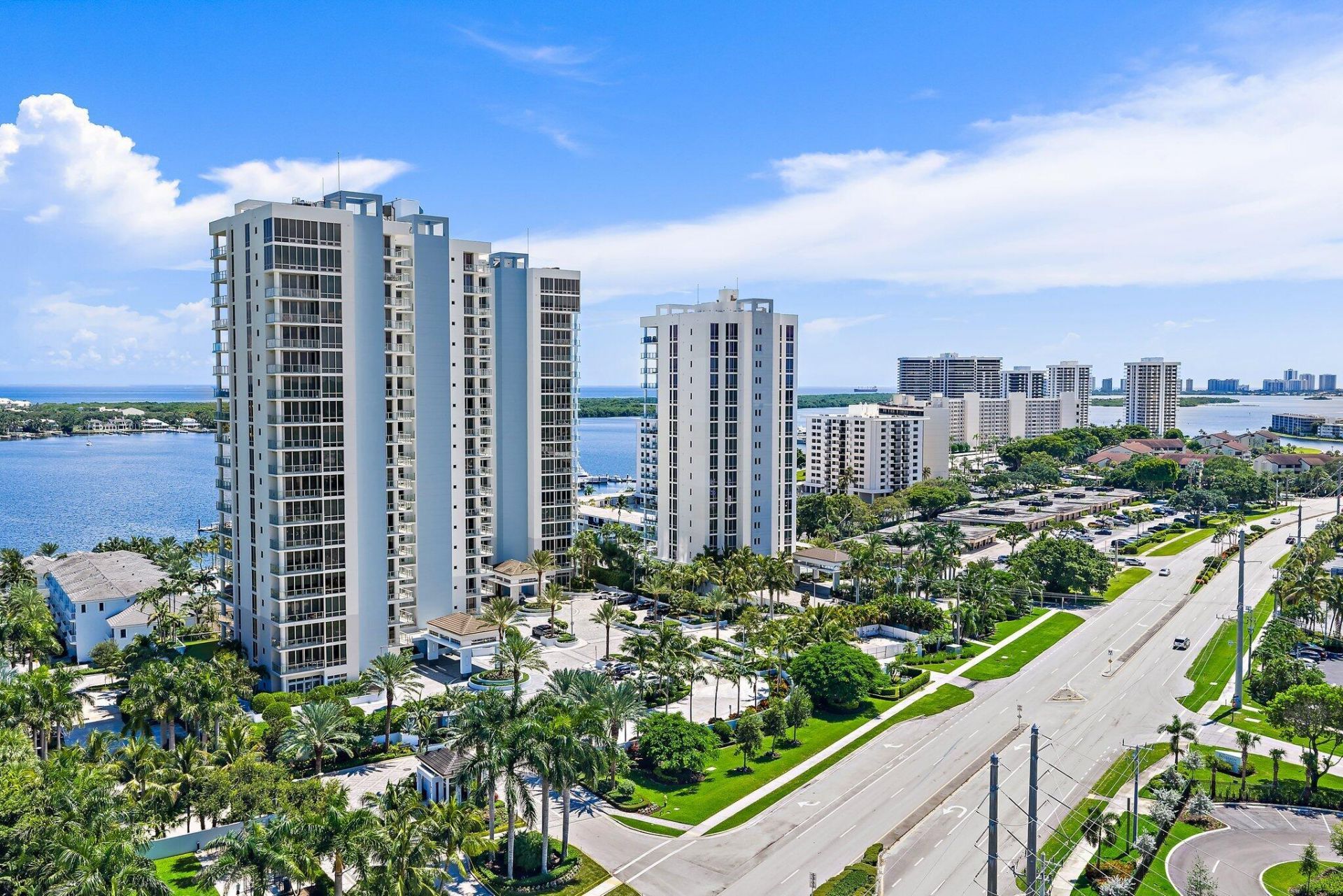 1 Water Club Way, Unit 301, North Palm Beach, FL 33408 Photo