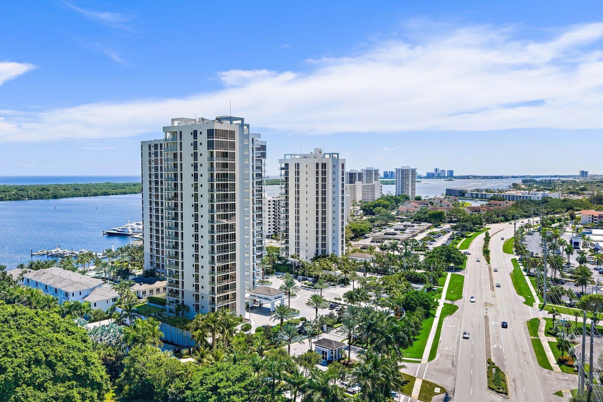 1 Water Club Way, Unit 301, North Palm Beach, FL 33408 Photo