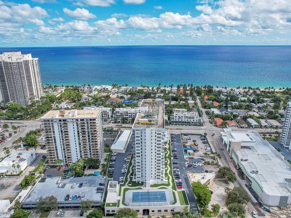 3015 N Ocean Boulevard, Unit 17B, Fort Lauderdale, FL 33308