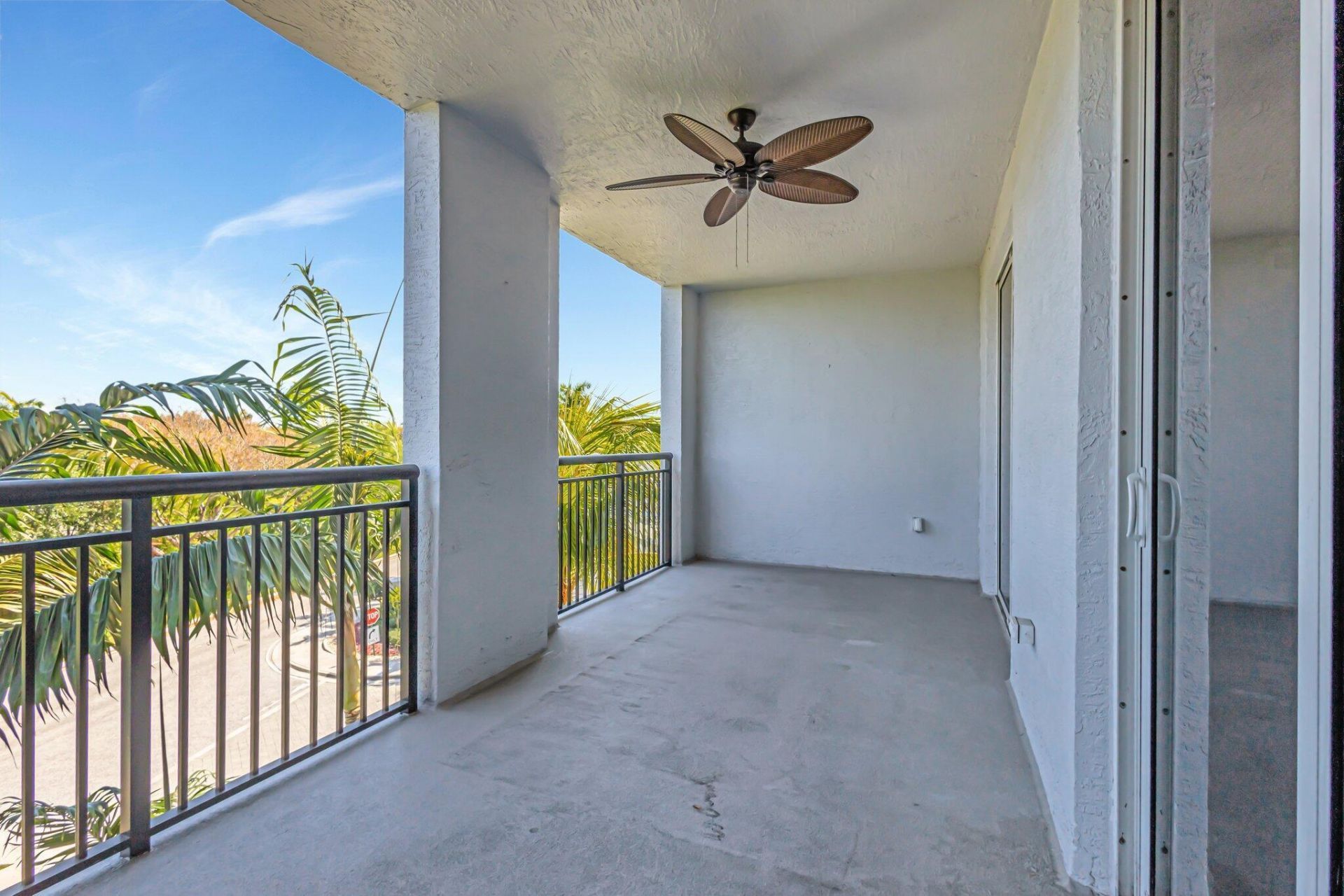 1690 Renaissance Commons Boulevard, Unit 1401, Boynton Beach, FL 33426 Photo