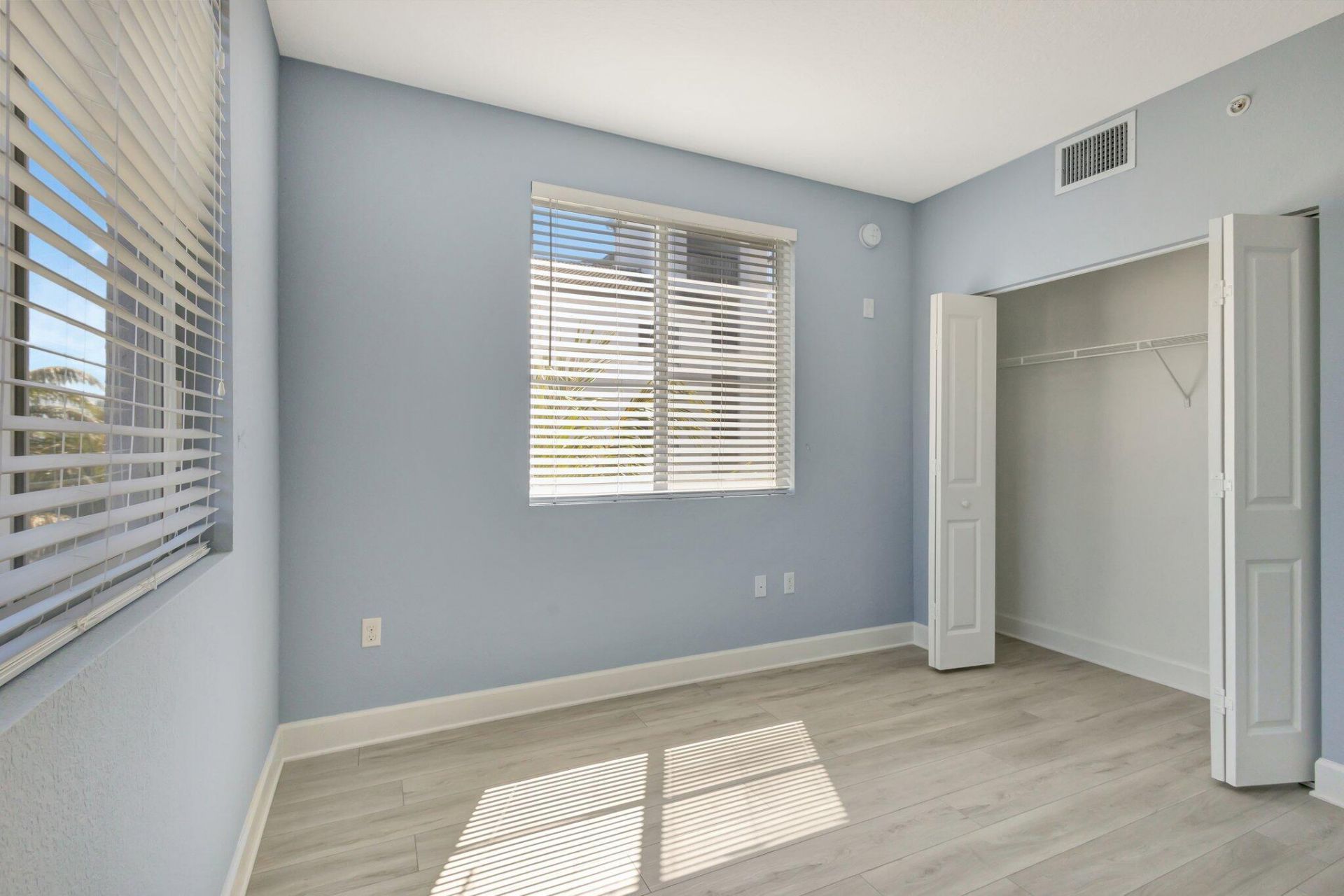 1690 Renaissance Commons Boulevard, Unit 1401, Boynton Beach, FL 33426 Photo