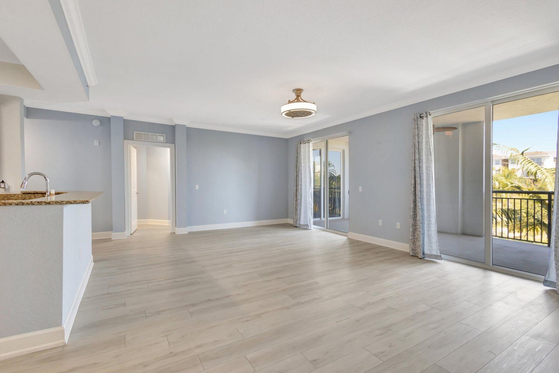 1690 Renaissance Commons Boulevard, Unit 1401, Boynton Beach, FL 33426 Photo