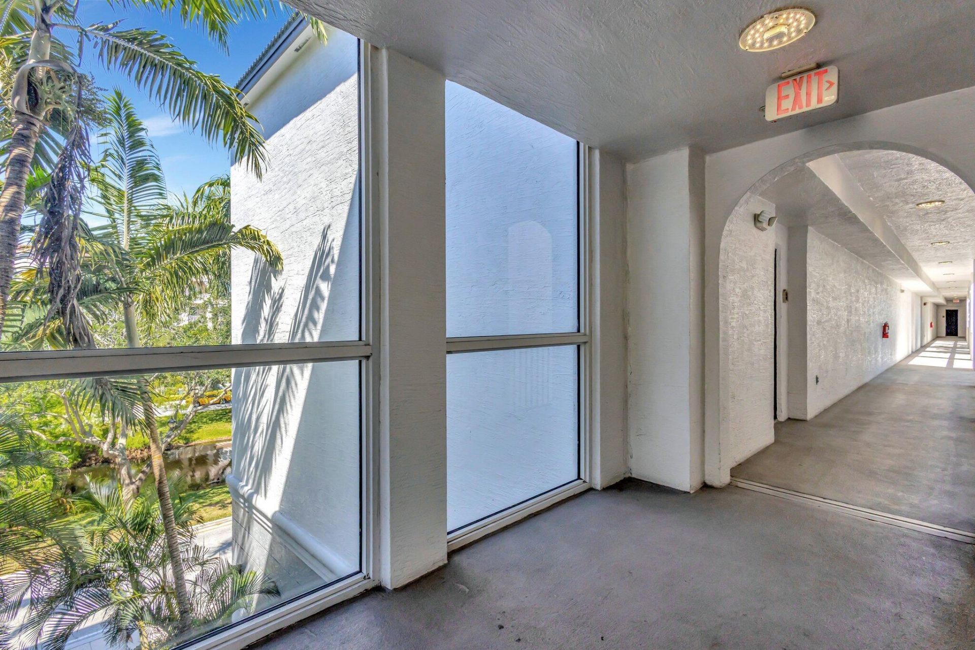 1690 Renaissance Commons Boulevard, Unit 1401, Boynton Beach, FL 33426 Photo