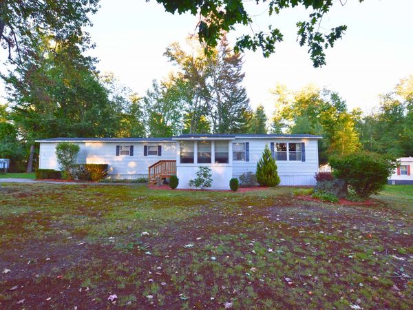732 Concord Stage Road, Unit 6, Weare, NH 03281