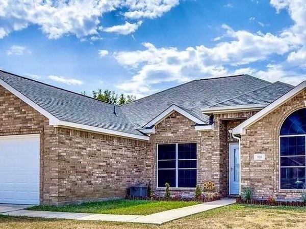 950 W Ash Street, Celina, TX 75009