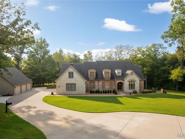 182 Cornerstone Drive, Cape Girardeau, MO 63701