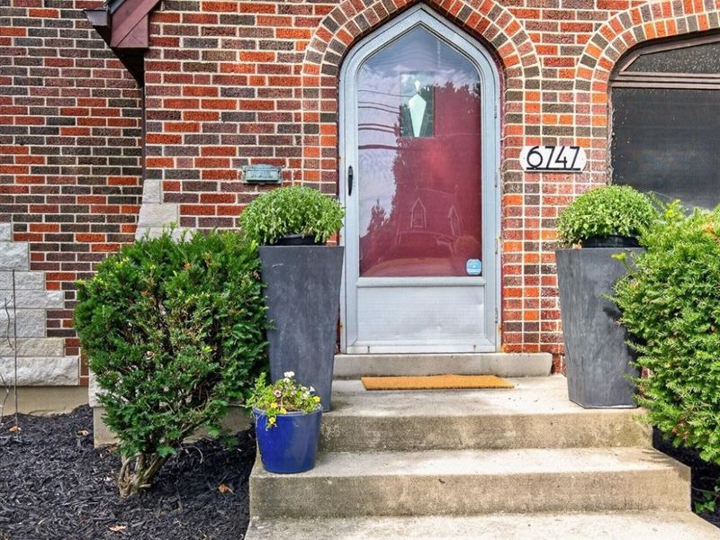 6747 Plainfield Road, Silverton, OH 45236 Photo 4