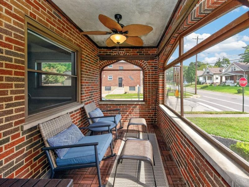 6747 Plainfield Road, Silverton, OH 45236 Photo 8