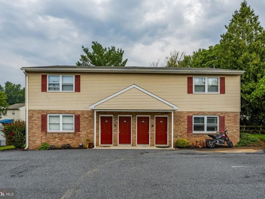 53 59 Akron Road, Ephrata, PA 17522 Main Photo